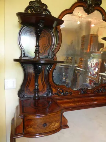 NAPOLEON III ZEIT CHIFFONIER