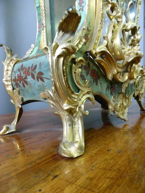 LOUIS XV PERIOD CLOCK