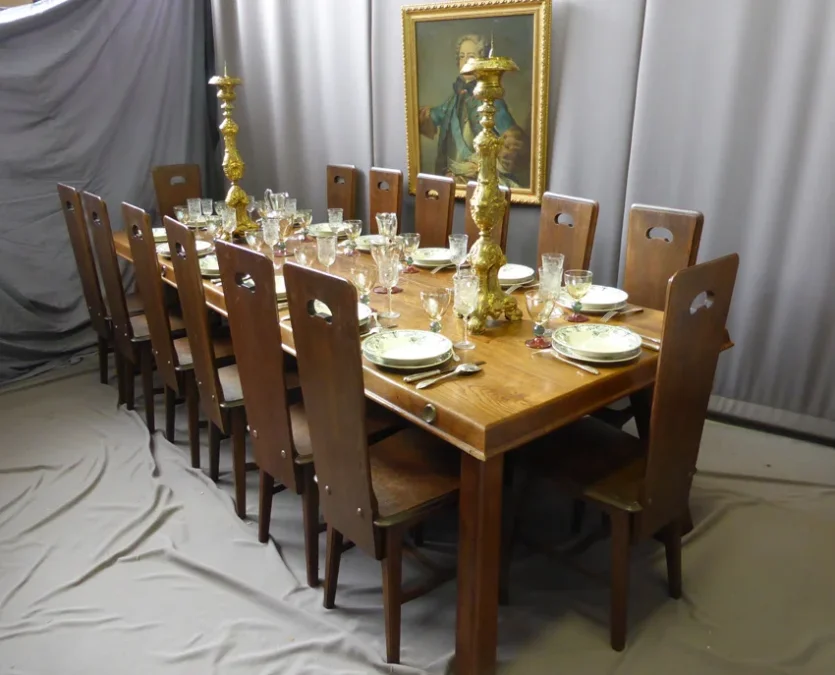 DINING TABLE