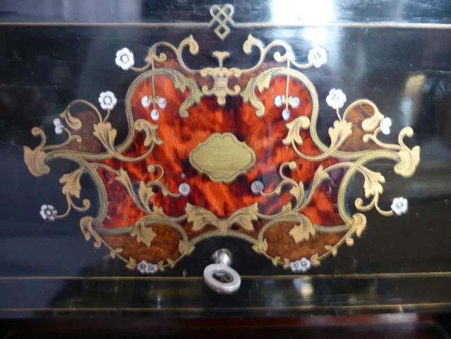 DECANTER BOX