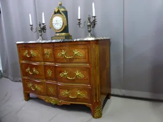 LOUIS XIV STIJLKAST VAN LADE