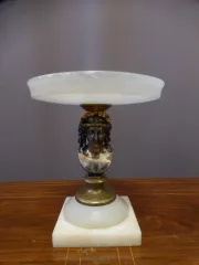 SCHAALDIER VAN ALABaster en brons