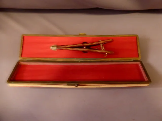 HANDSCHUH BOX UND SCHMUCK BOX