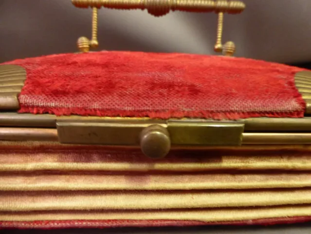 HANDSCHUH BOX UND SCHMUCK BOX