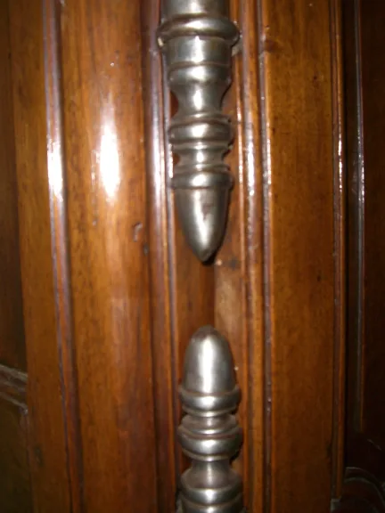 Provençaalse kast, walnoot. 18e