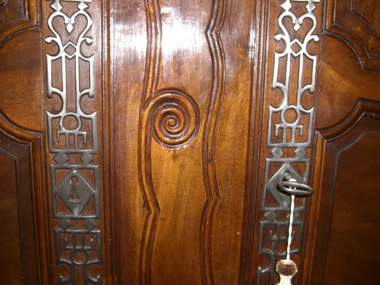 Provençaalse kast, walnoot. 18e