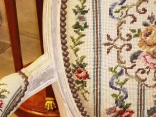 Paire de fauteuils cabriolet époque Louis XVI