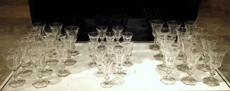 Crystal of Val Saint Lambert set of glasses. 97pieces. Circa 1840