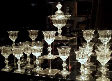 Crystal of Val Saint Lambert set of glasses. 97pieces. Circa 1840