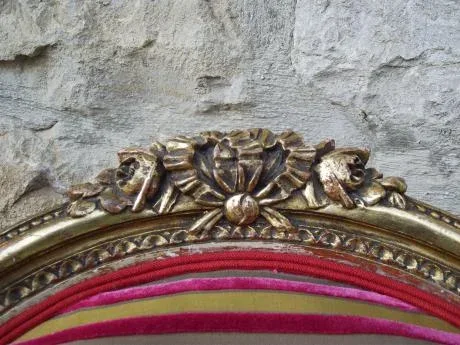 Paire de Faureils Cabriolet de style Louis XVI. Bois doré. Tissus Pierre Frey