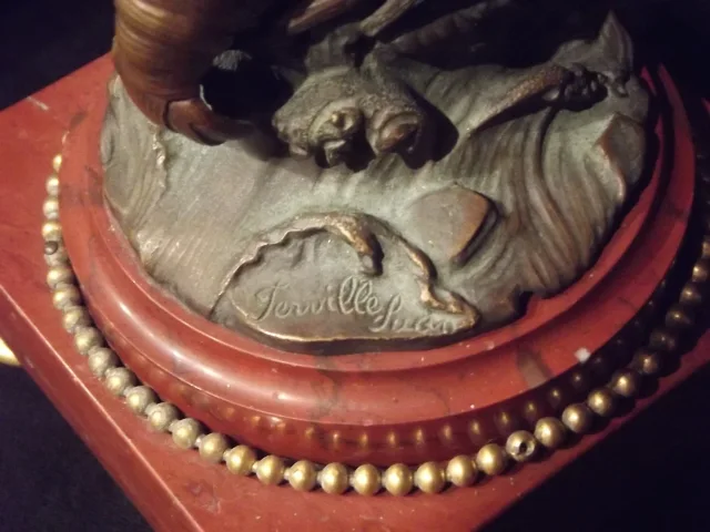 Charles Georges FERVILLE-SUAN, (Le Mans 1847-1925). Paire de Lampes en bronze doré.