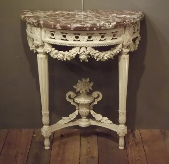 Half Moon Konsole Louis XVI lackiertes Holz.