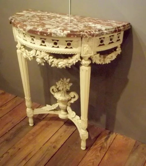 Half Moon Konsole Louis XVI lackiertes Holz.