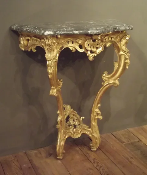 Rare Pair of Console applica giltwood Regency. (XVIII secolo)