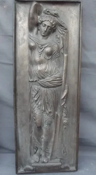 Nach Jean Goujon (1510-1572) Basreliefs in Bronze-Nymphen des Unschuldigen Brunnens (Paris)