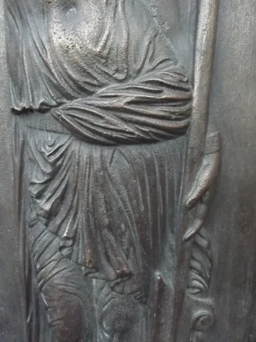 Volgens Jean Goujon (1510-1572) Bas-reliëfs in bronzen nimfen van de fontein van de onschuldigen (Parijs)