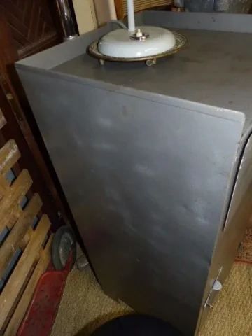 Ancienne console d’atelier en métal   industriel 1950