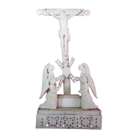 crucifix  Ancien sculpté Indo-Portugais  origine Goa  fin 18ème