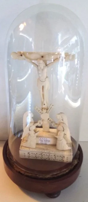 crucifix  Ancien sculpté Indo-Portugais  origine Goa  fin 18ème