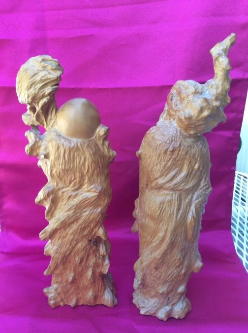 Paire de sages sculptés dans racine Chine  début XXème