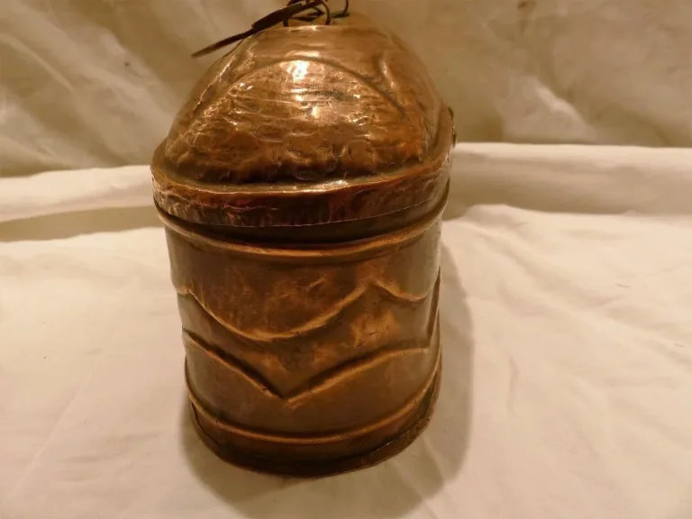 Ancien panier ou vivier réserve a poisson pêche vintage en cuivre milieu 20ème