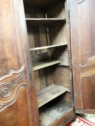 Armoire style louis XIV en chêne  17ème