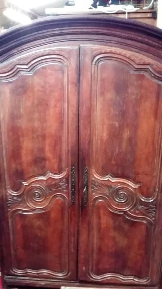 Armoire style louis XIV en chêne  17ème