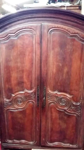 Armoire style louis XIV en chêne  17ème