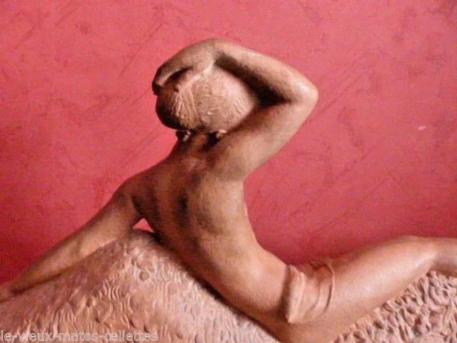 Sculpture en terre cuite Odalisque aux cabris de Georges GORI (XIX-XX)