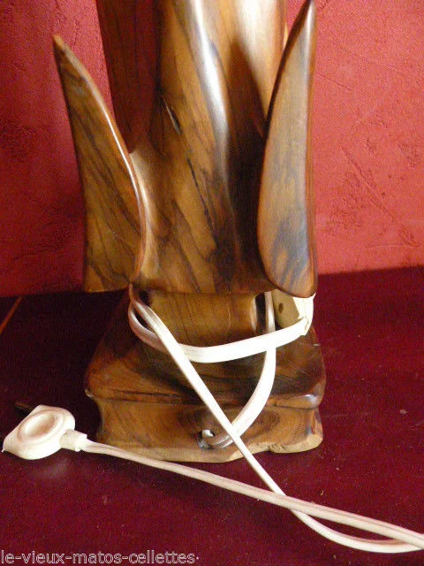 pied de lampe en bois art déco