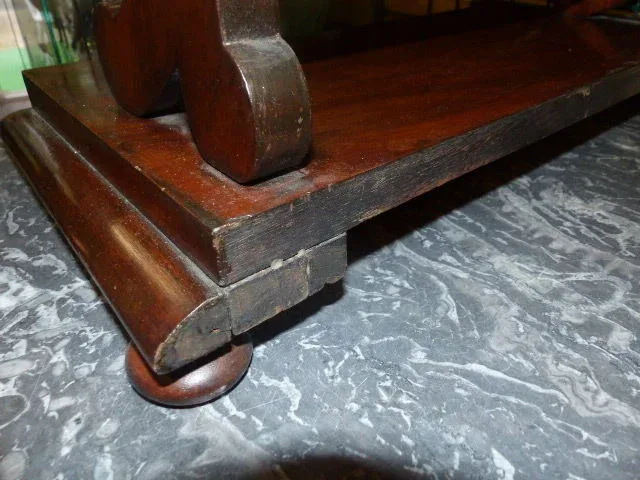 Miroir psyché barbière en acajou flammé de Cuba  d'époque restauration