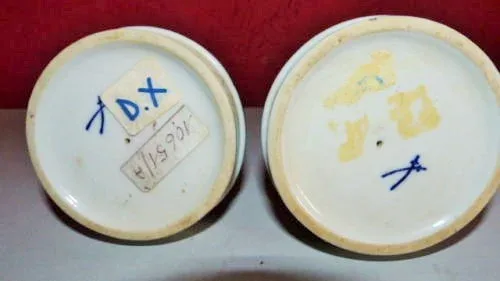 Paire de sujet décoratif personnages signée de Meissen