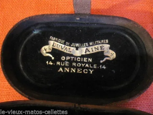 Jumelle militaire d'artillerie supérieur avec ça boite  fabrication par Duval Ainé a Annecy