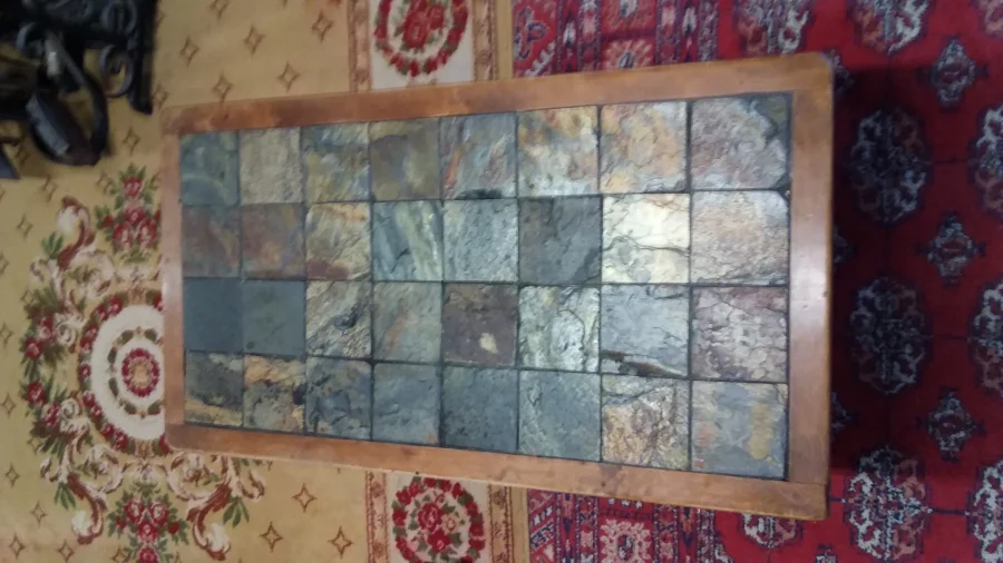 Table basse année 60 en hêtre et ardoise