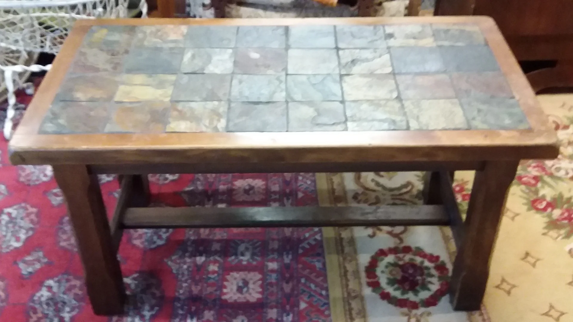 Table basse année 60 en hêtre et ardoise
