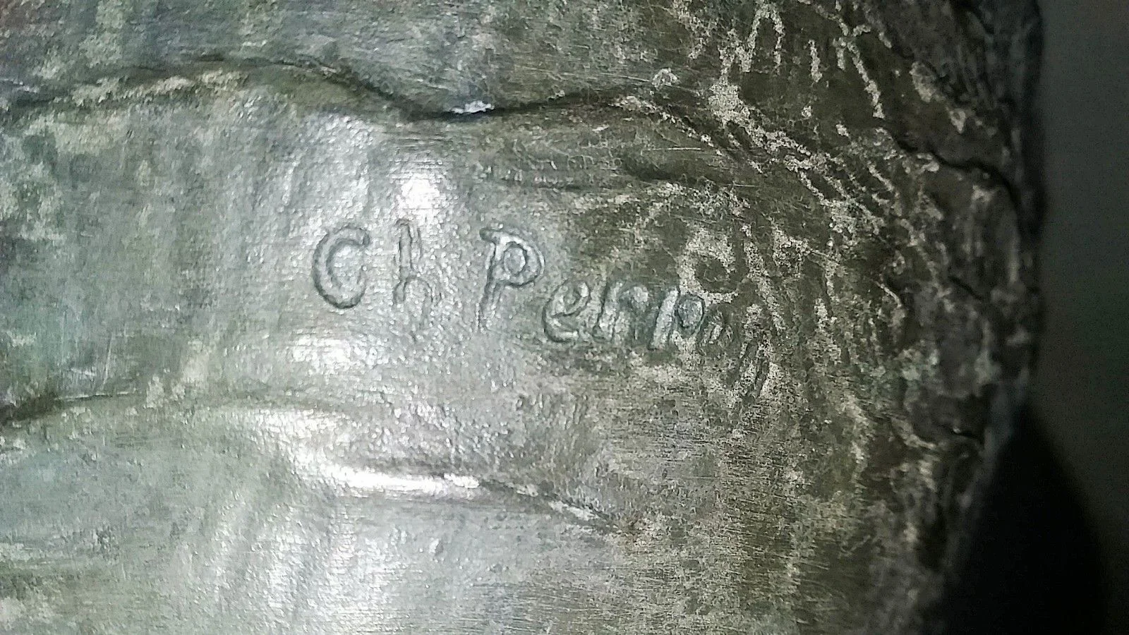 Pichet a vin en étain signé "Charles Perron vers 1900"