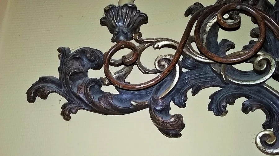 Applique fronton a 4 feux style louis  XV en résine imitation bois