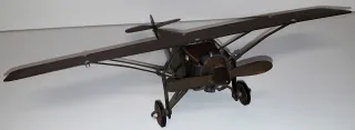 Maquette d'avion fabrication artisanal en laiton