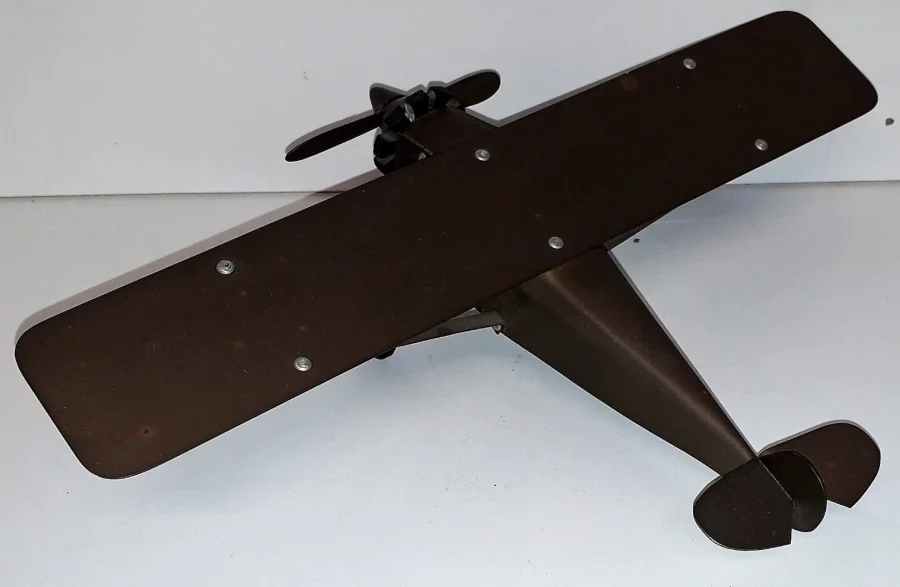 Maquette d'avion fabrication artisanal en laiton