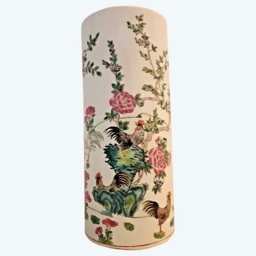 Vase en porcelaine asiatique décor coqs fin XIXème siècle