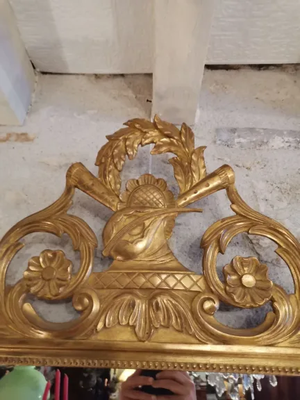 Grand Miroir style louis XVI décor du fronton "Musique" 19ème