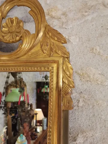 Grand Miroir style louis XVI décor du fronton "Musique" 19ème