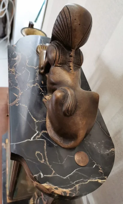 Garnituredecheminéeenmarbreetbronzes de style Empire