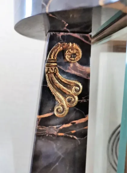 Garniture de cheminée en marbre et bronzes  de style Empire