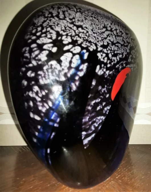 CONTEMPORARY CRYSTAL VASE