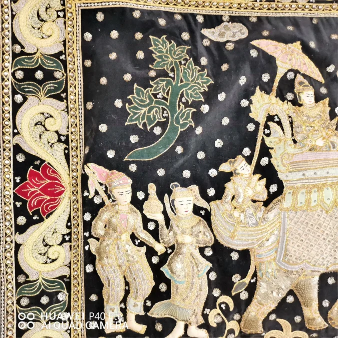 BURMESE  "KALAGA"  TAPESTRY
