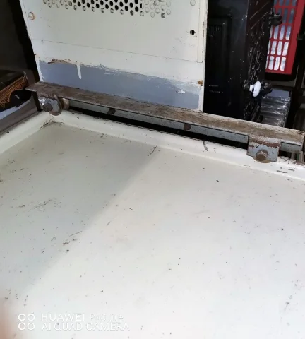 MOBILI PER UFFICI POSTALI
