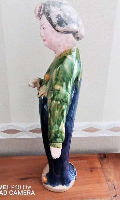 Statuette en terre cuite Dame de cour Chine haut 43cm XIXème siècle