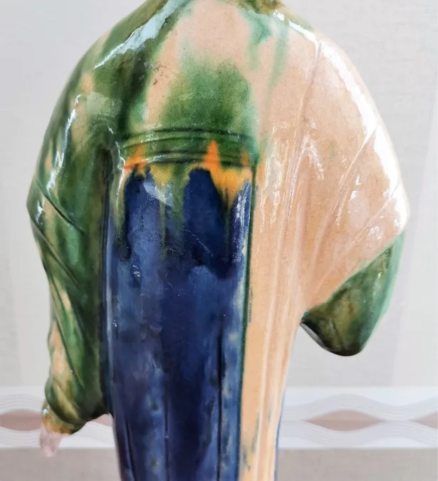 Statuette en terre cuite Dame de cour Chine haut 43cm XIXème siècle