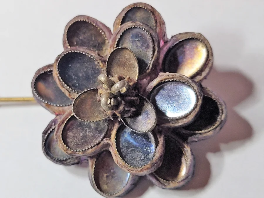 Broche ou épingle a foulard attribué a Line Vautrin fantaisie art déco